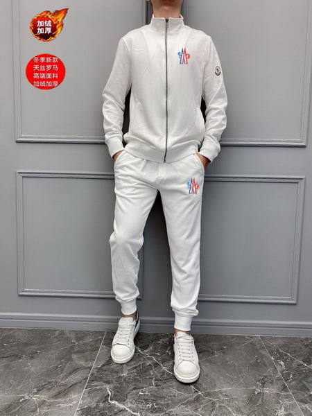 Moncler Tracksuit Mens ID:20220122-579